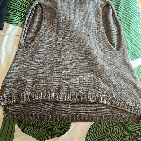 Sleeveless turtleneck - Heather brown - tall turtleneck sz S-M - Picture 8 of 11